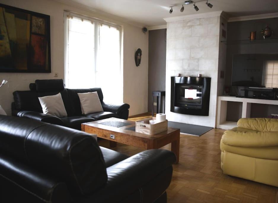 Cozy 3 Bedroom House With 11 Kw Electric Car Charger Hesperange Exteriér fotografie