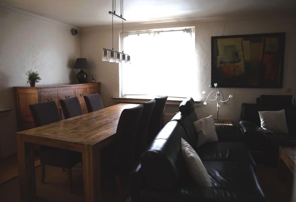 Cozy 3 Bedroom House With 11 Kw Electric Car Charger Hesperange Exteriér fotografie
