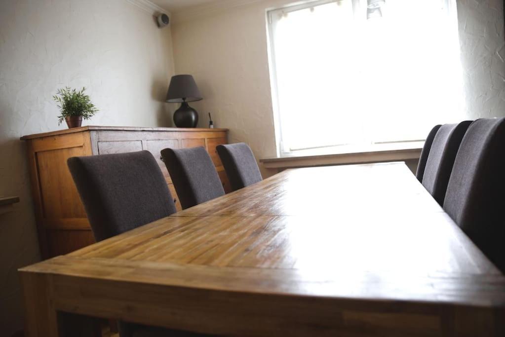 Cozy 3 Bedroom House With 11 Kw Electric Car Charger Hesperange Exteriér fotografie